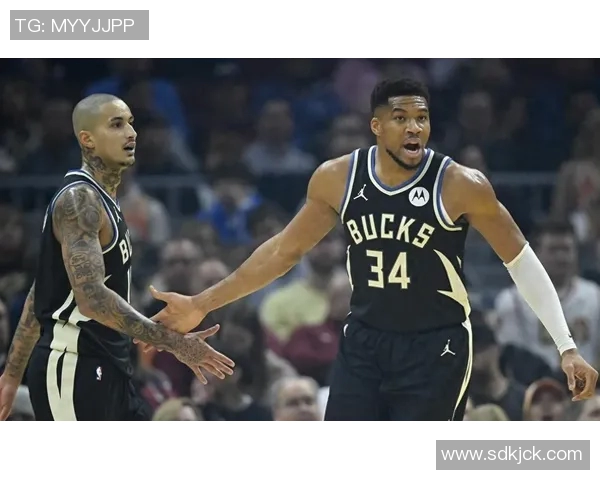 骑士118-106战胜雄鹿，字母哥重伤退场，米切尔37+7，阿伦高效拿下12分