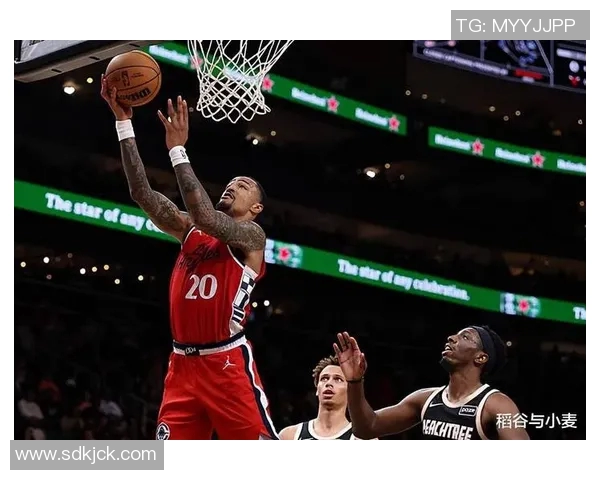 别再怪科林斯三分投不进了，快船终于认清他根本不是投手，围绕停区威胁重新设计战术布局