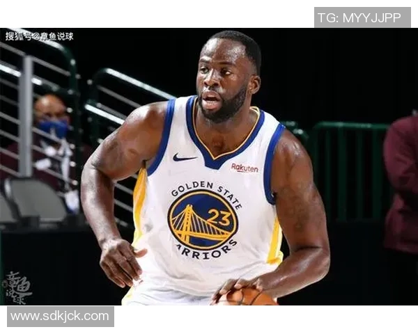 米奇点出致命失误：传球慢导致简单得分机会流失