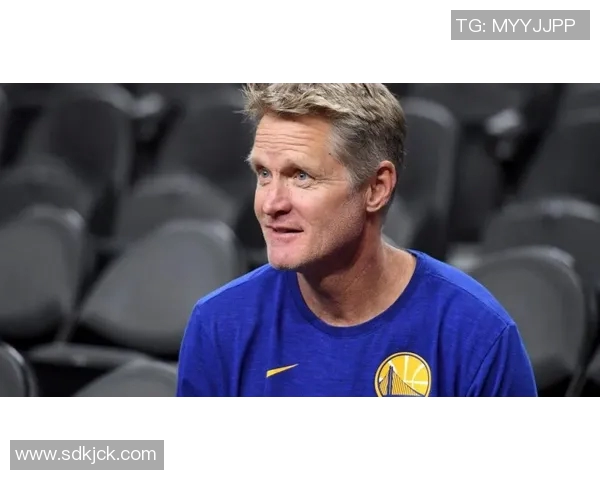 科尔谈肯纳德第三节爆发三分4中4：我们的防守出现了失误